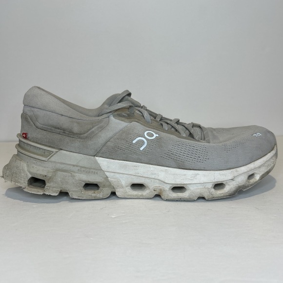 On Running Cloudflyer Men's Glacier Wolf Helion Athletic
